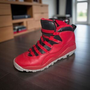 2014 Youth Air Jordan 10 Retro BG ‘Bulls Over Broadway’ (GS) 705179-601 Size 5